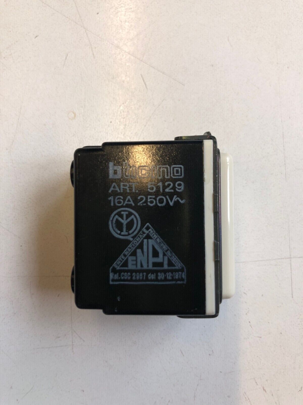 BTICINO MAGIC ART 5129 PRESA 2P+T 16A 250V