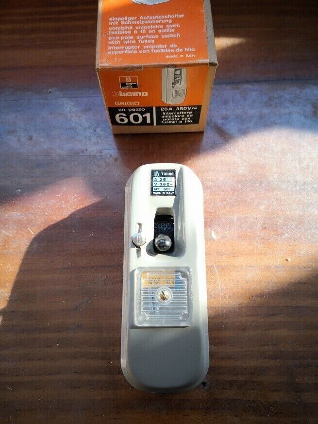 Bticino Interruttore Unipolare 26A 380V con fusibili art. 601