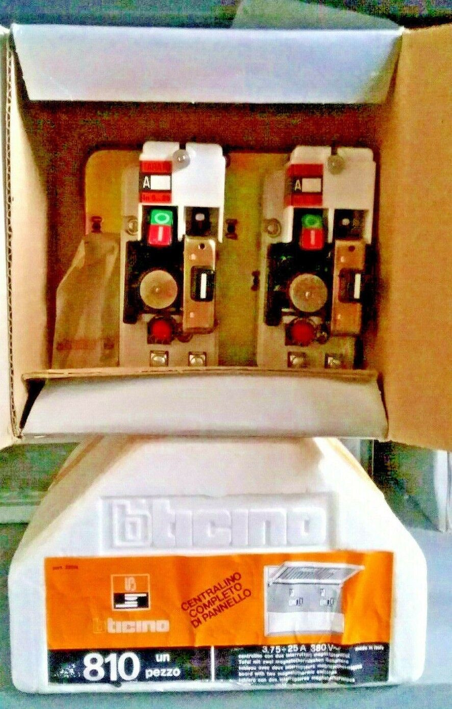 Bticino 2 moduli stoz magnetotermici art.810 Modello vecchio centralino completo