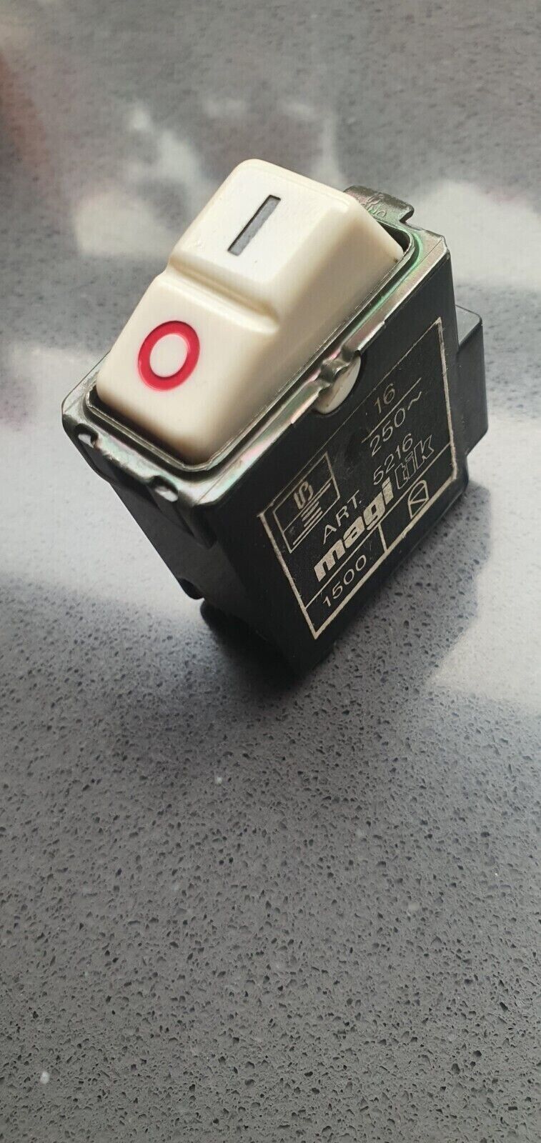 BTICINO MAGIC 5216 interruttore automatico magnetotermico 1P+N 16A